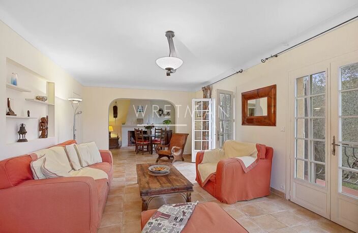 Villa au calme dans un domaine fermé à pied de commerces - Mougi — photo 4