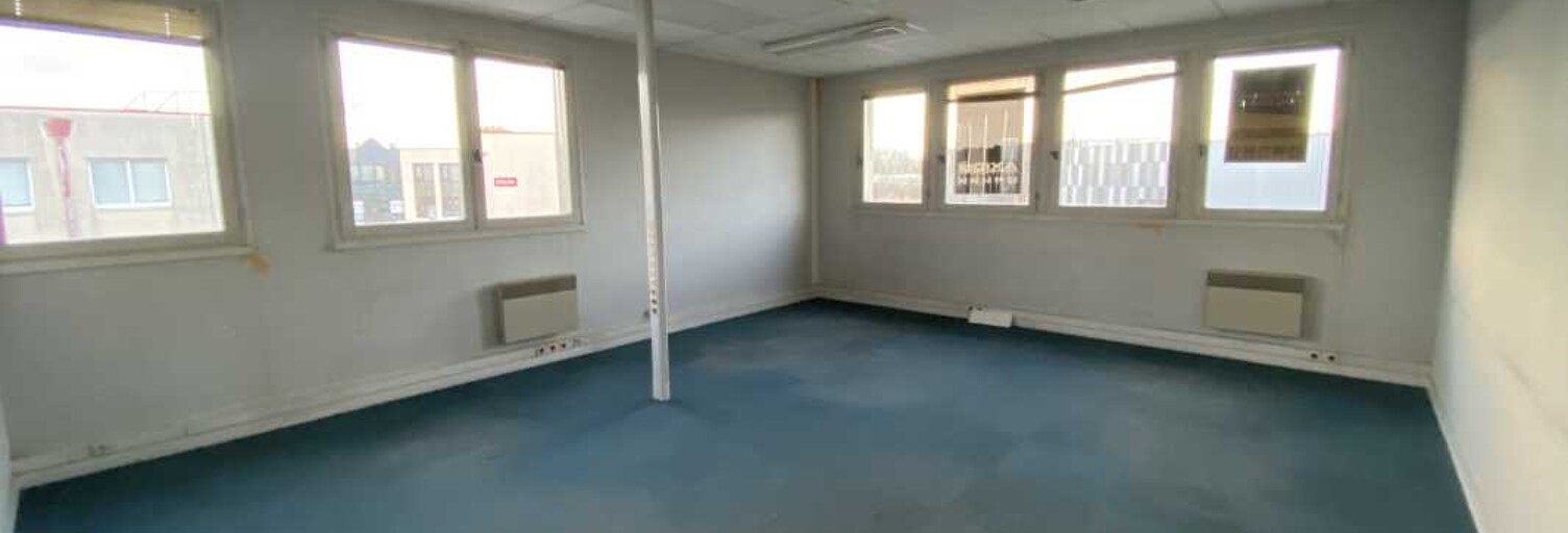 Bureau  387 m² à louer à Chantepie (35135)