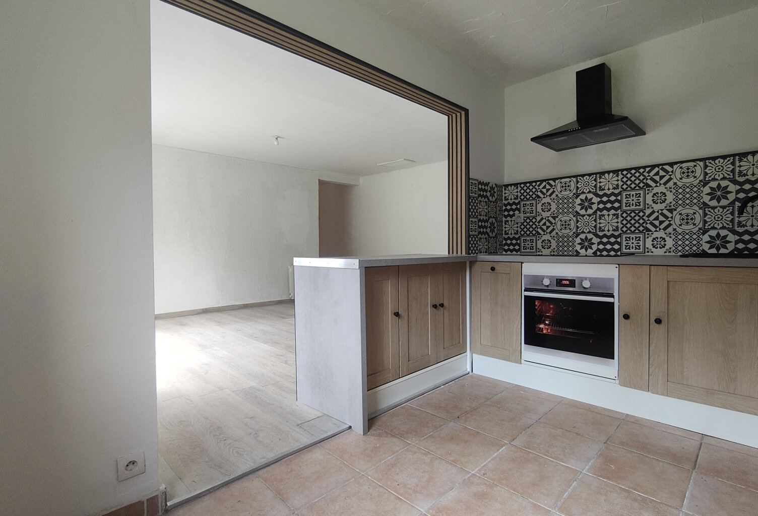 A 5 MN DE BEAUVAIS, JOLIE LONGERE RECENTE EN COLOMBAGE DE 85 — photo 1