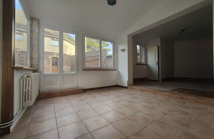 SUPERBE MAISON BOURGEOISE DE 160 M2 HAB AVEC SOUS-SOL GRAND — photo 3