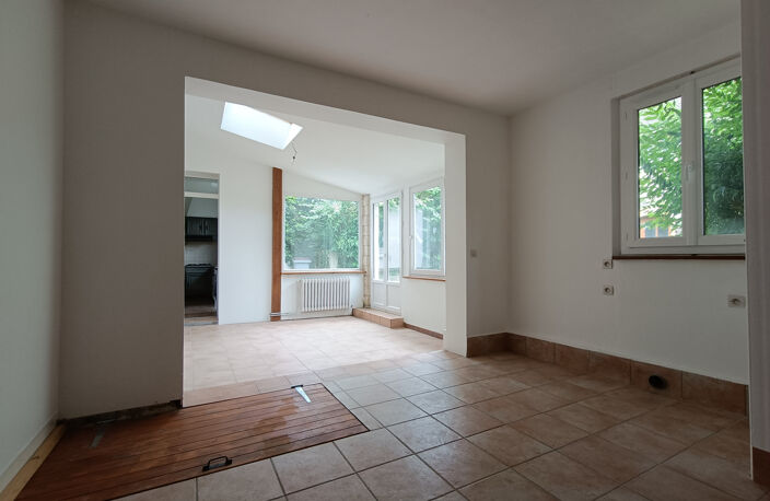 SUPERBE MAISON BOURGEOISE DE 160 M2 HAB AVEC SOUS-SOL GRAND — photo 4
