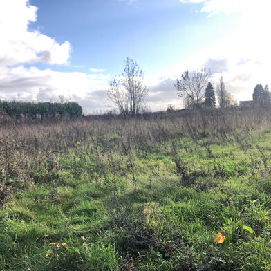 Terrain  98000 €