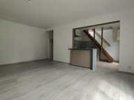 A 5 MN DE BEAUVAIS, TRES  BELLE LONGERE  RENOVEE  EN COLOMBA — photo 4