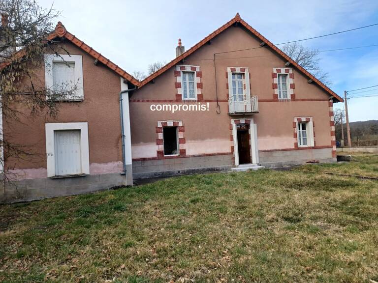 A vendre dans la Creuse une maison et dépendances sur 6220m² — photo 1