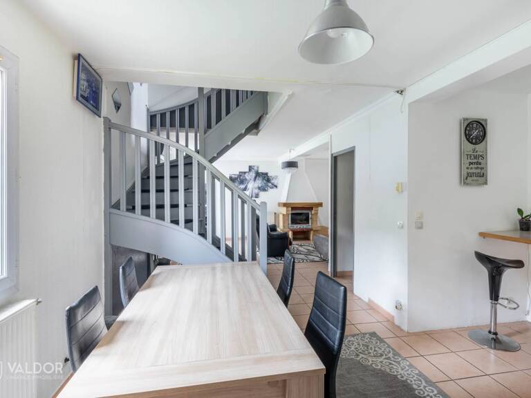 Maison 4 chambres secteur idéal — photo 1