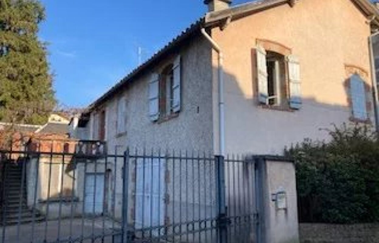 maison 9 pièces 221 m2 à vendre à Villefranche-de-Rouergue (12200)