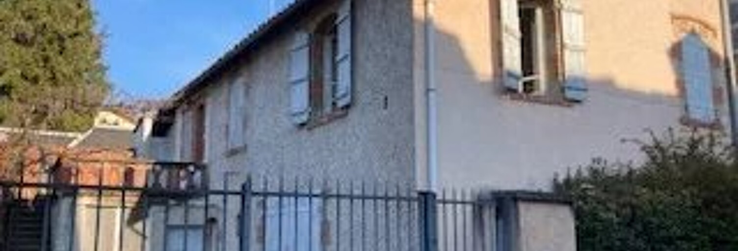 Maison 9 Pièces 221 m² à vendre à Villefranche-de-Rouergue (12200)