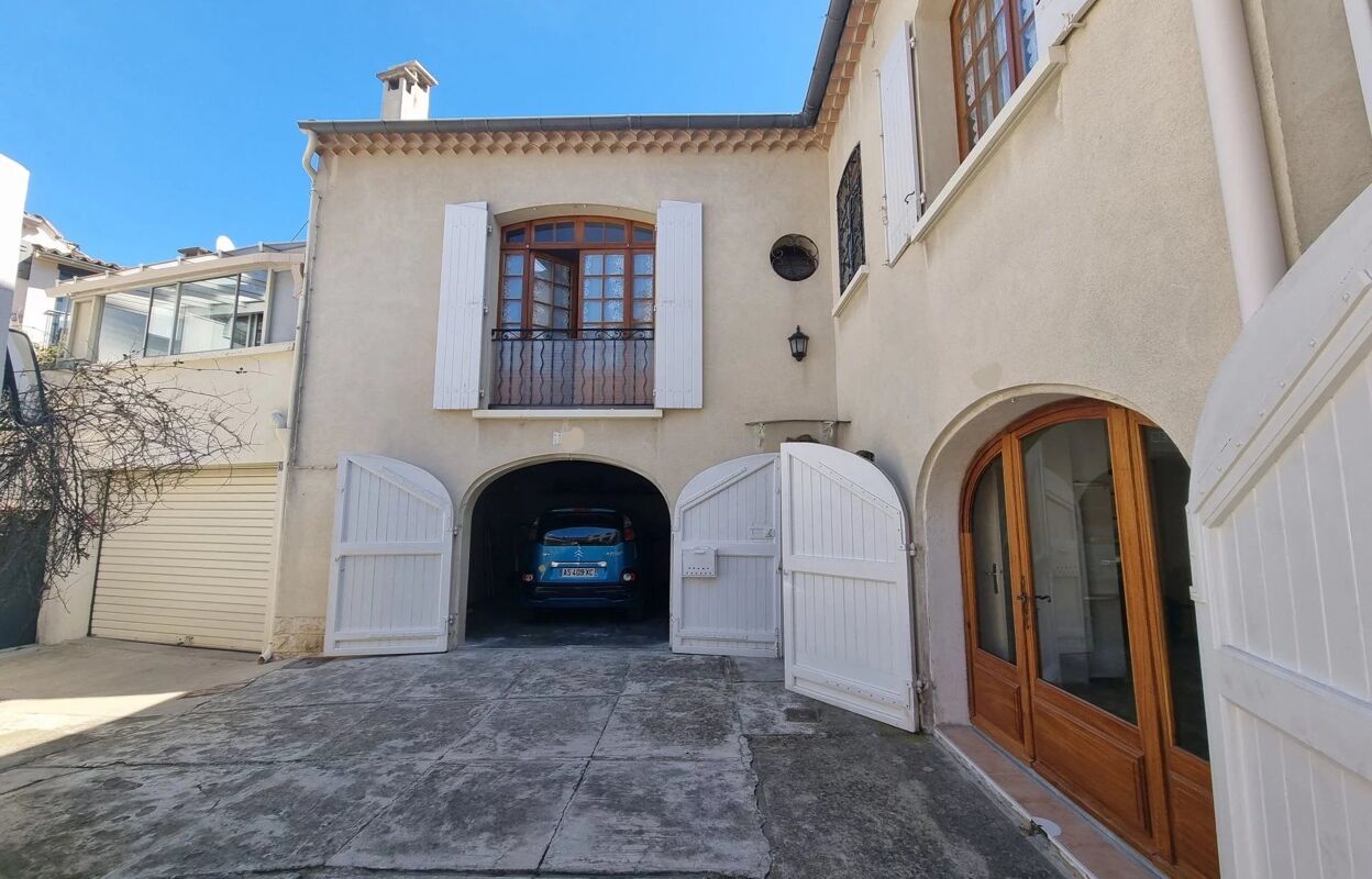 maison 9 pièces 140 m2 à vendre à Saint-Rémy-de-Provence (13210)