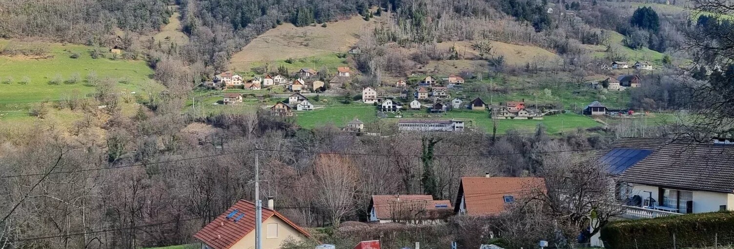 Terrain  835 m² à vendre à Theys (38570)