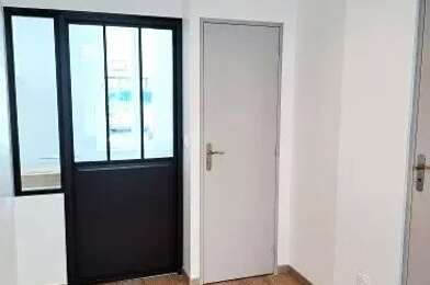 Bureau 1 pièces 574 €