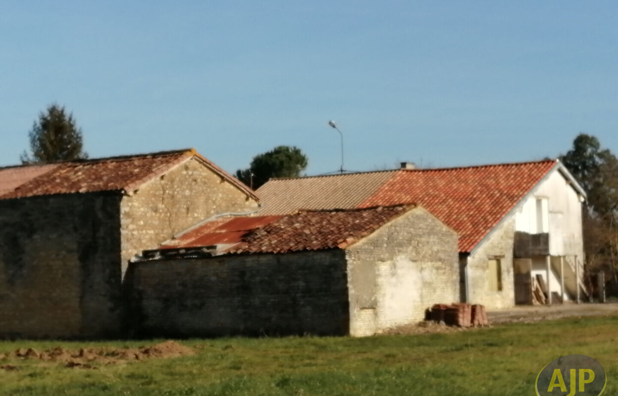 maison 4 pièces 130 m2 à vendre à Nantillé (17770)