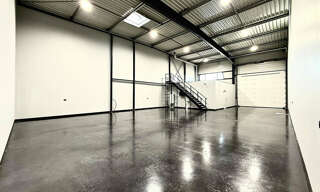 Commerce  612 m² à louer à Esvres (37320)