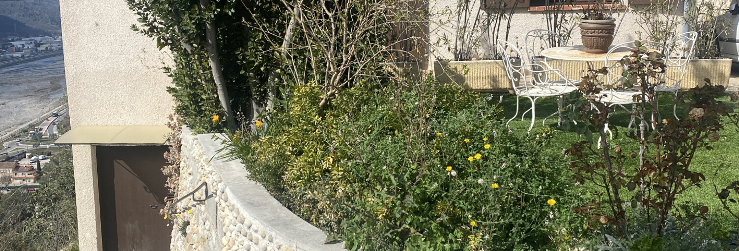 Maison 4 Pièces 95 m² à vendre à Castagniers (06670)