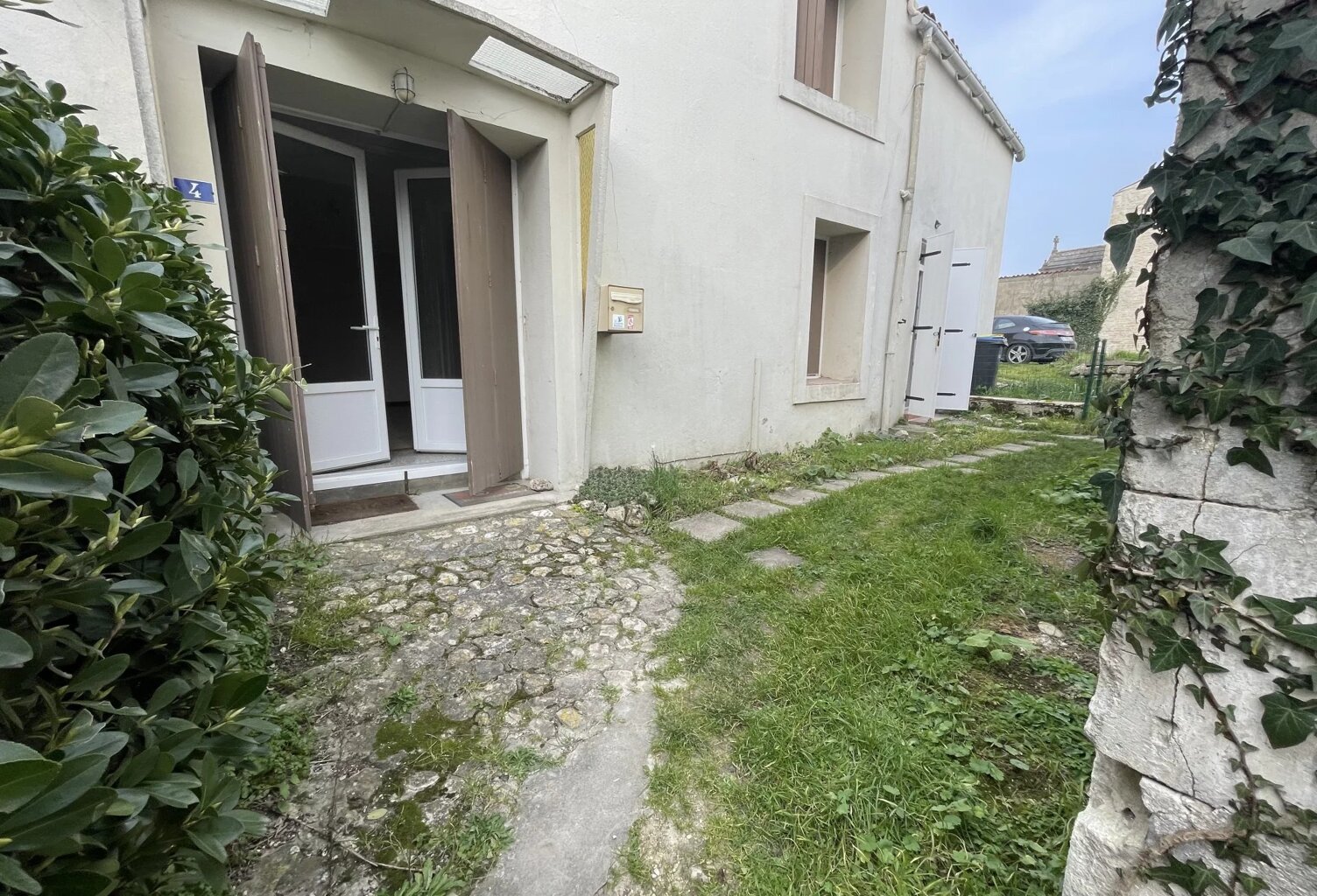 Maison à rénover Thairé — photo 1