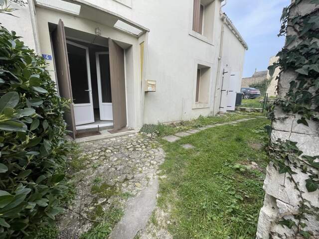 Maison à rénover Thairé — photo du bien