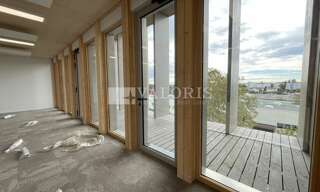Bureau  1178 m² à louer à Villeurbanne (69100)