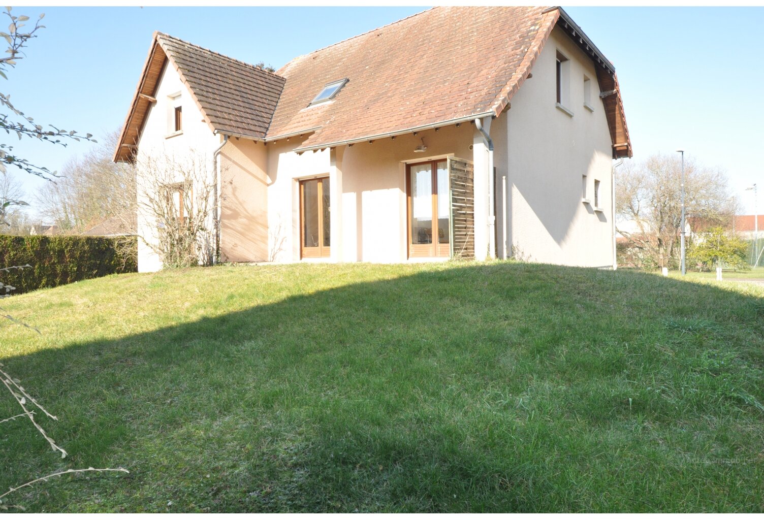 SUPERBE MAISON FAMILIALE AU NOES PRES TROYES — photo 1