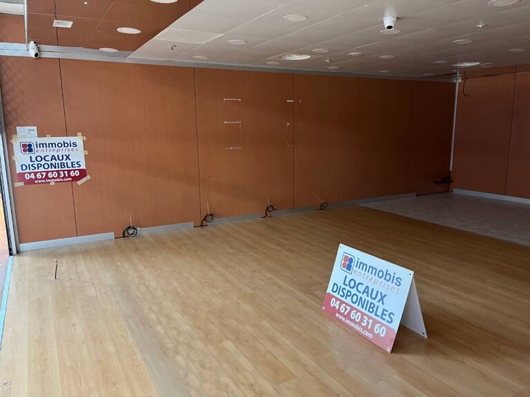 Local commercial — photo 1