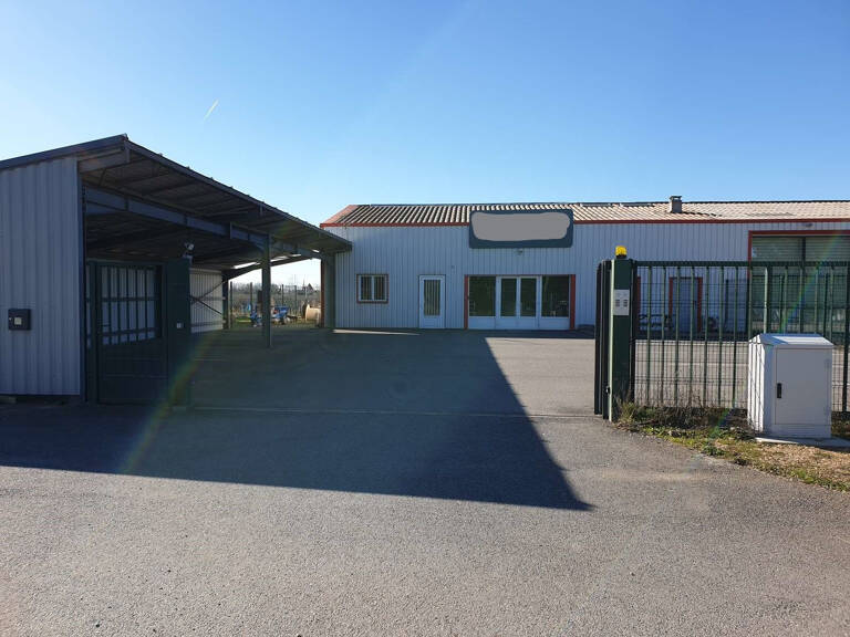 Commerce 8 pièces 325 m² — photo 1