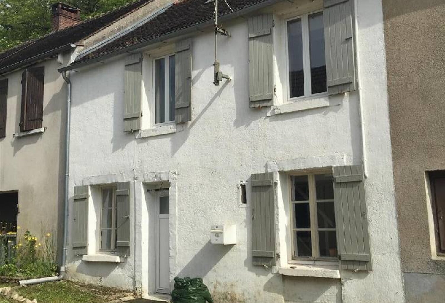 Location maison 3 pièces 89 m² à Château-Landon (77570) — photo 1