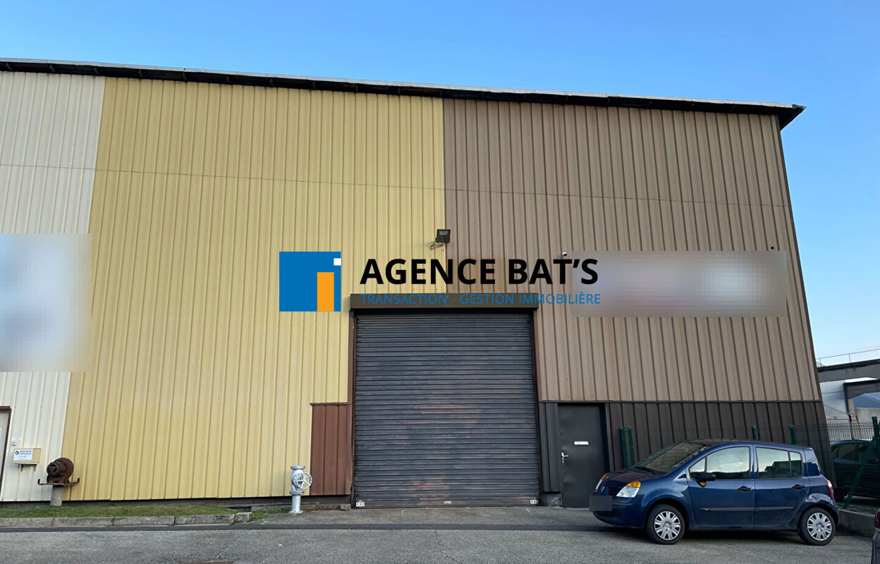 local industriel  pièces 670 m2 à vendre à Saint-Étienne (42000)