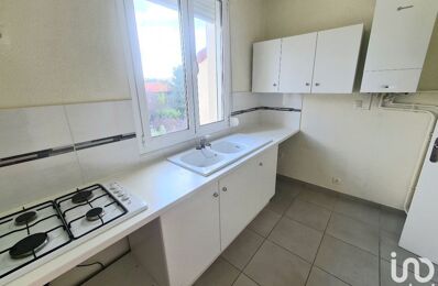 location appartement 1 400 € CC /mois à proximité de Dugny (93440)
