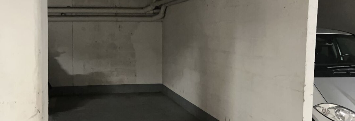 Garage  12 m² à louer à Paris 2 (75002)