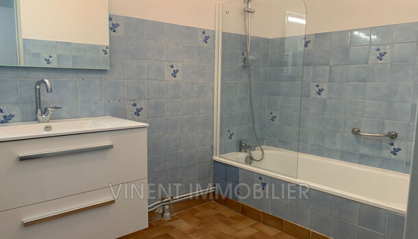 Appartement 3 pièces  à louer Montélimar 26200