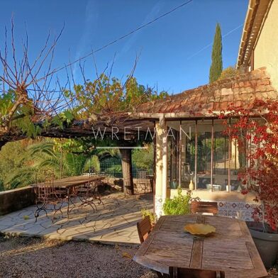 Maison 4 pièces 499200 €