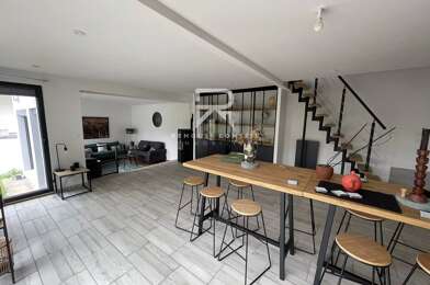 Maison  375500 €