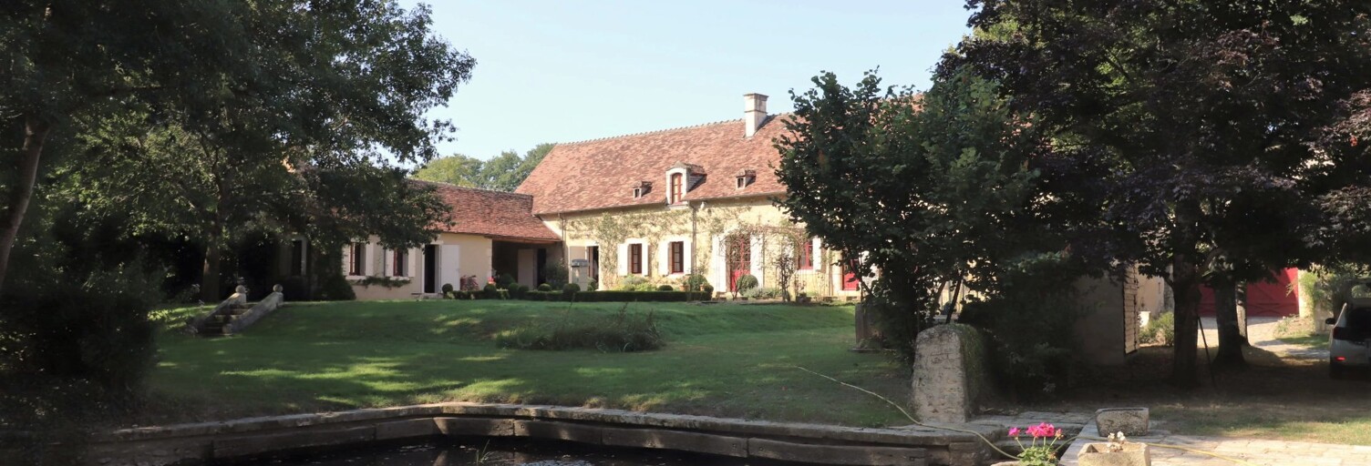 Maison 12 Pièces 400 m² à vendre à Saint-Pierre-de-Maillé (86260)