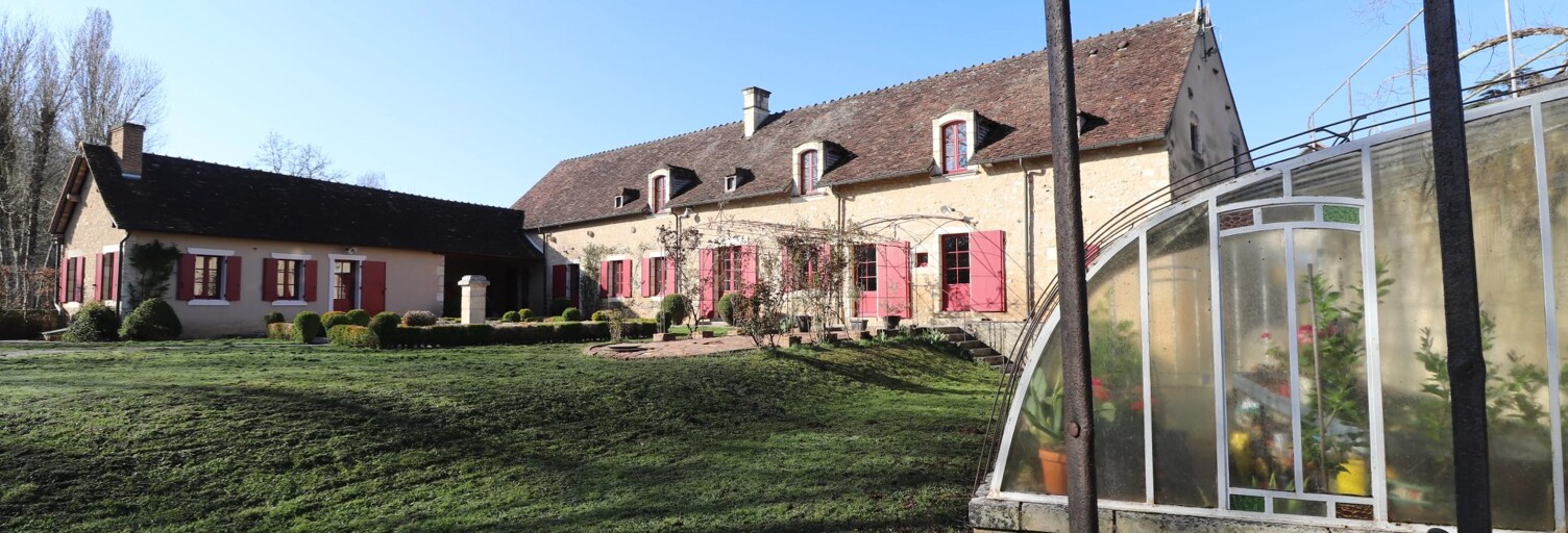 Maison 12 Pièces 400 m² à vendre à Saint-Pierre-de-Maillé (86260)