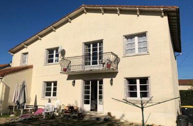 vente maison 133 000 € à proximité de Saint-Pierre-d'Exideuil (86400)