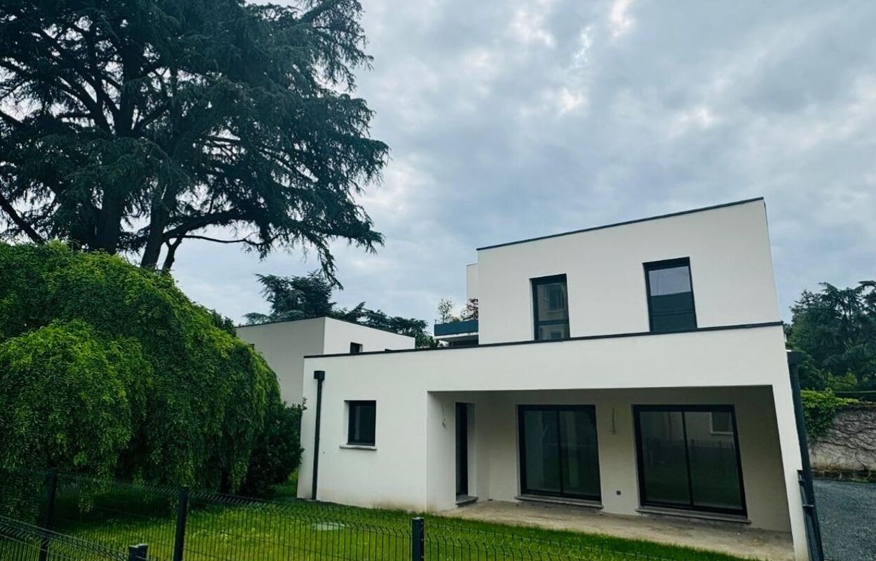 maison 5 pièces 129 m2 à vendre à Tassin-la-Demi-Lune (69160)