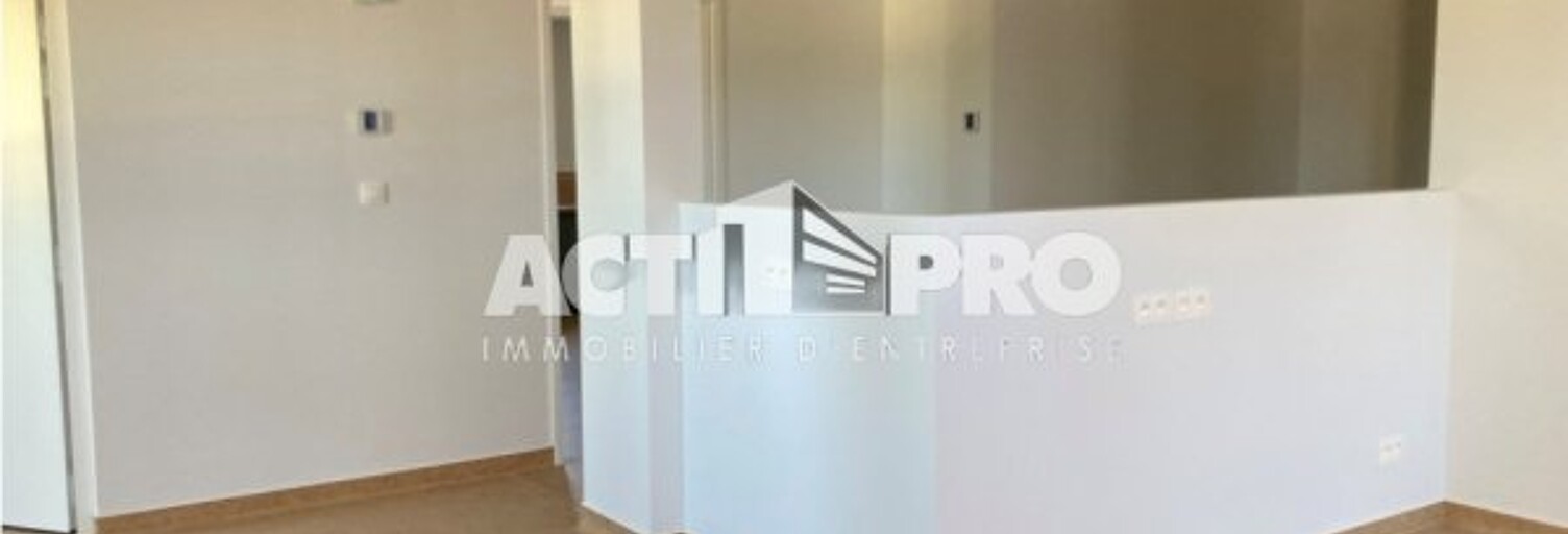Bureau  94 m² à louer à Laroque-des-Albères (66740)