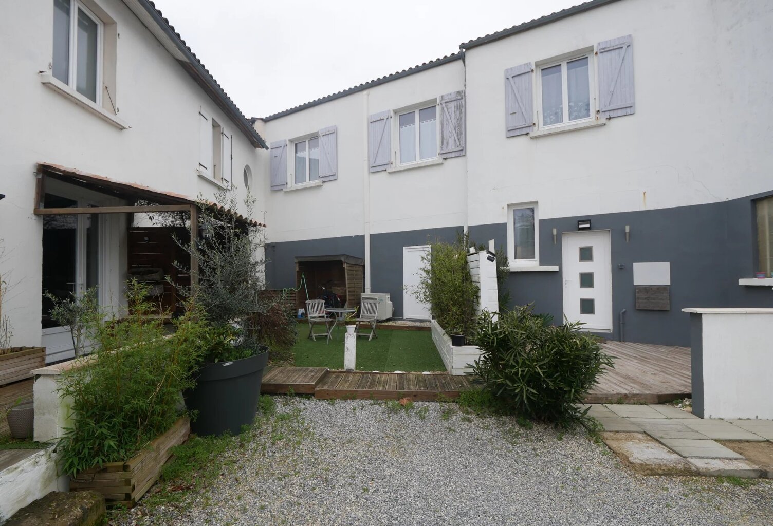 Vente immeuble  316 m² La Rochelle (17000) — photo 1