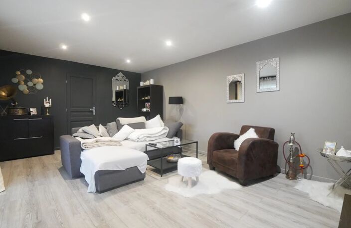 Vente immeuble  316 m² La Rochelle (17000) — photo 2