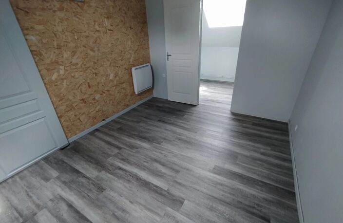 Bien vendu : Appartement  Sains-du-Nord (59177) — photo 2
