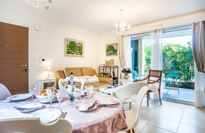 Appartement à 800mètres des plages avec 2 jardins dans une résidence neuve. — photo 2
