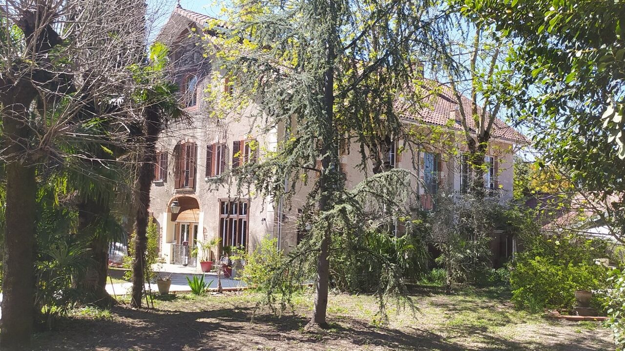 maison 18 pièces 518 m2 à vendre à Moissac (82200)