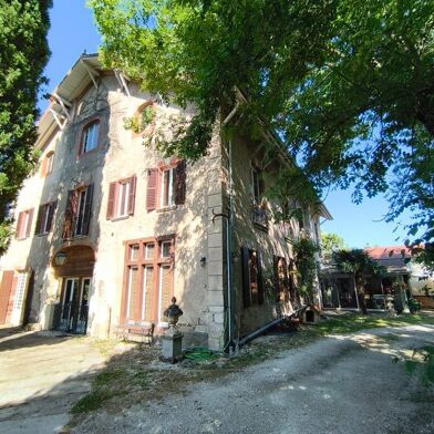 Maison 18 pièces 480000 €