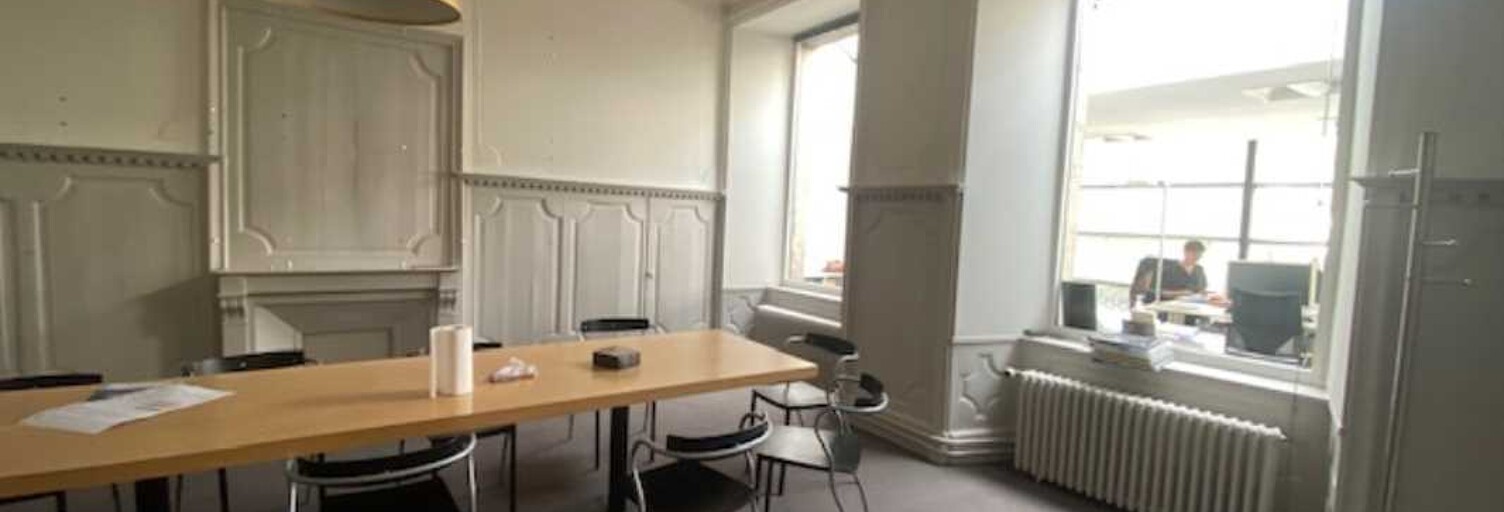Bureau  207 m² à louer à Lannion (22300)