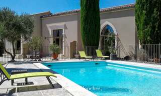 Maison 15 Pièces 409 m² à vendre à Lagnes (84800)