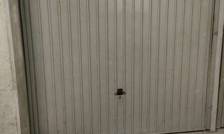 Garage  14 m² à louer à Marseille 8 (13008)