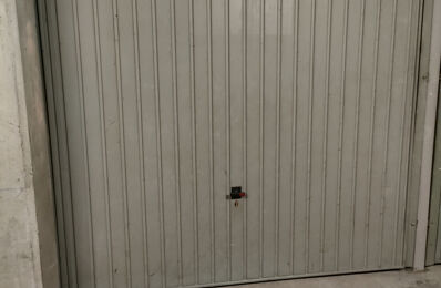 location garage 98 € CC /mois à proximité de Marseille 7 (13007)