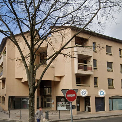 Commerce  375000 €