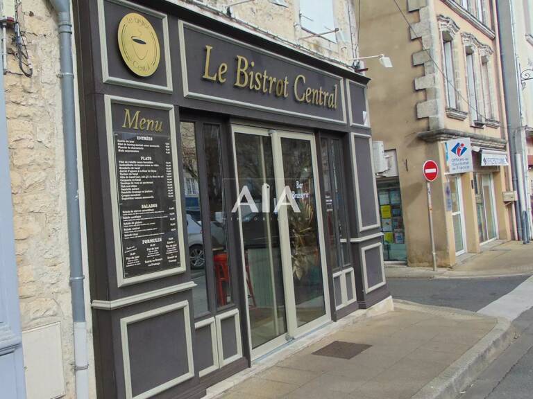 IMMEUBLE APPARTEMENTS + COMMERCE — photo 1