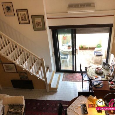 Appartement 5 pièces 210000 €