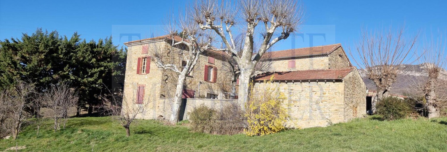 Maison 6 Pièces 160 m² à vendre à Pont-de-Barret (26160)