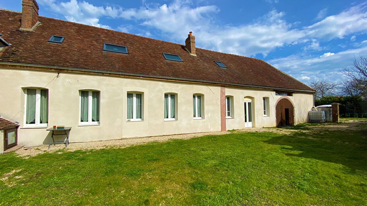 maison 7 pièces 255 m2 à vendre à La Celle-Saint-Cyr (89116)